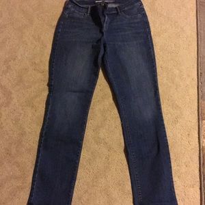 Old Navy curvy profile jeans